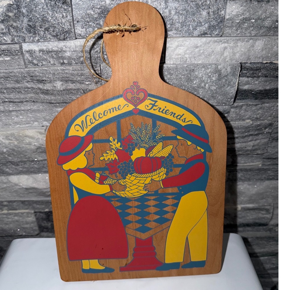Vintage Welcome Friends Wooden Wall Plaque Decorative Cutting Board Shape Amish